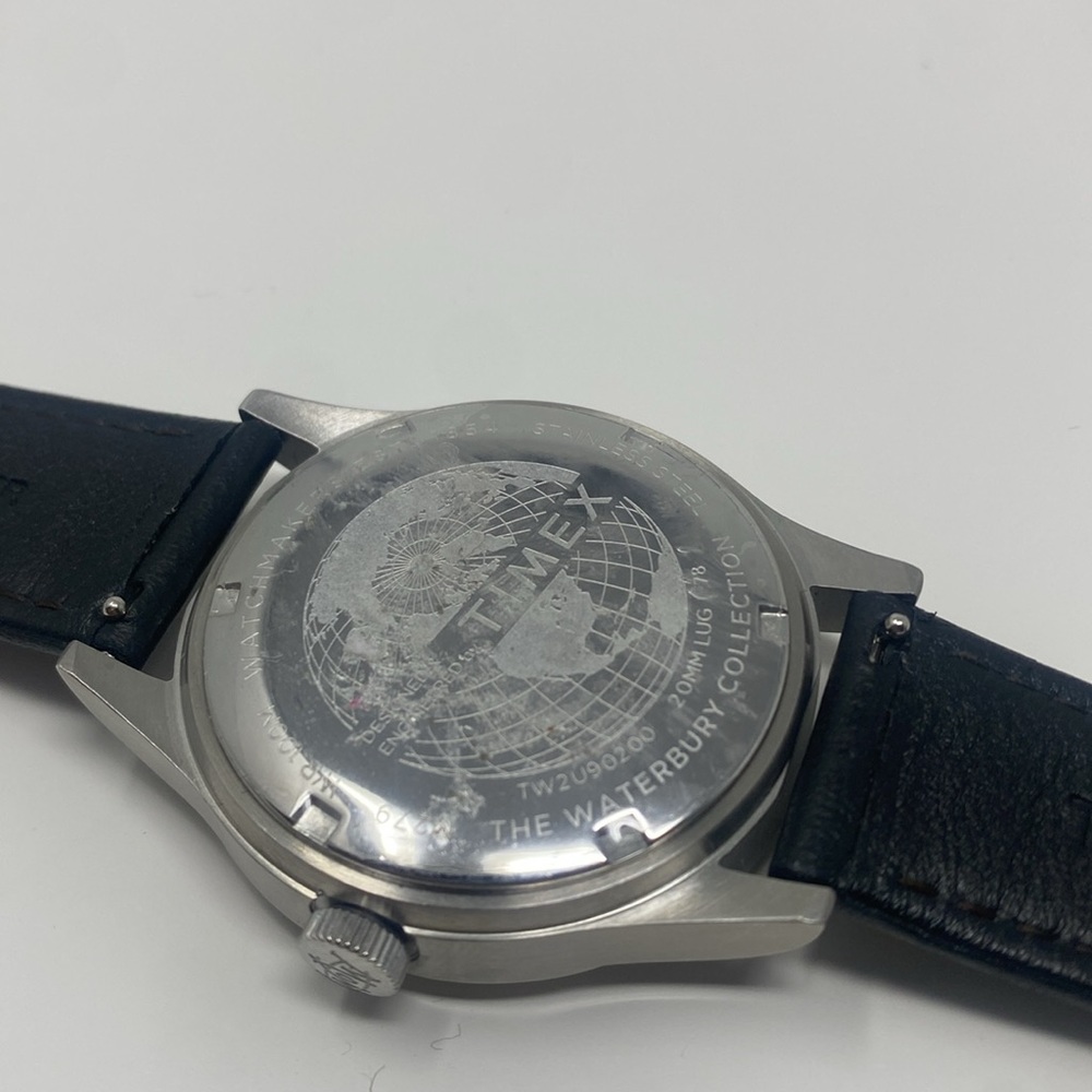 Timex Waterbury Traditional Mens Watch TW2U90200 - Picture 3 of 3